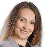 Врач Иванова Равиля Равильевна