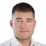 Врач Канипов Ильдар Венерович